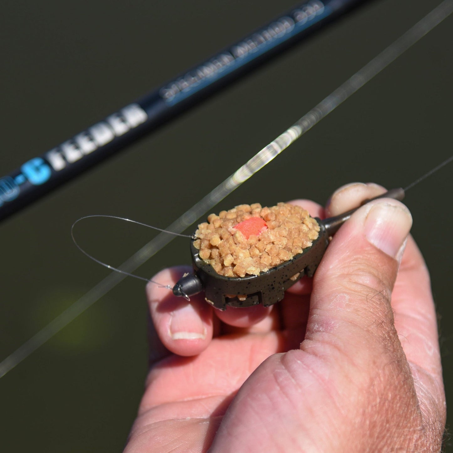 ACCELERATE EASY FILL FEEDER MEDIUM - KM-Tackle